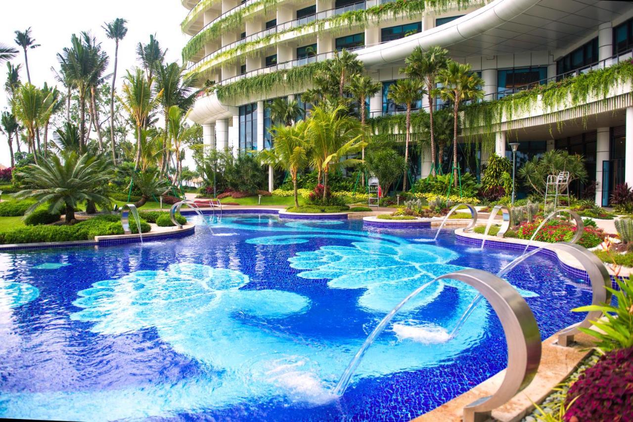Forest City Marina Hotel Геланг-Патах Экстерьер фото